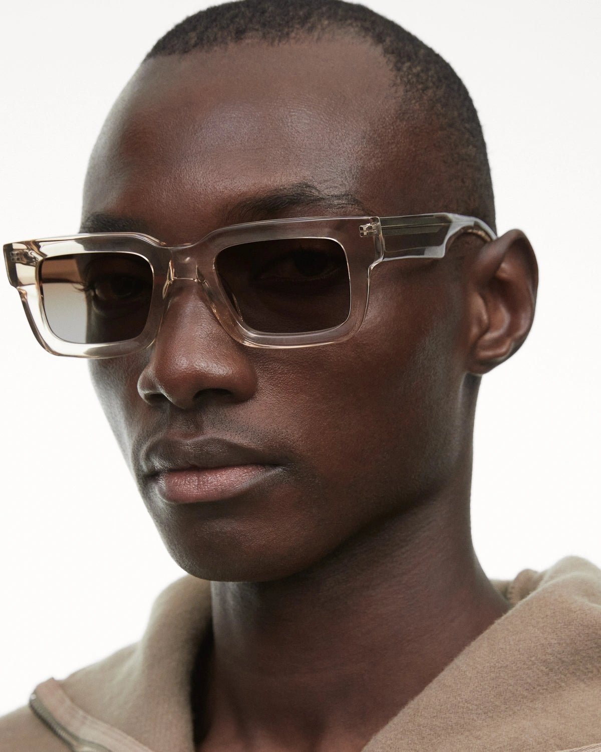 05 Core / Ecru & Brown Gradient Lens - Shade Files