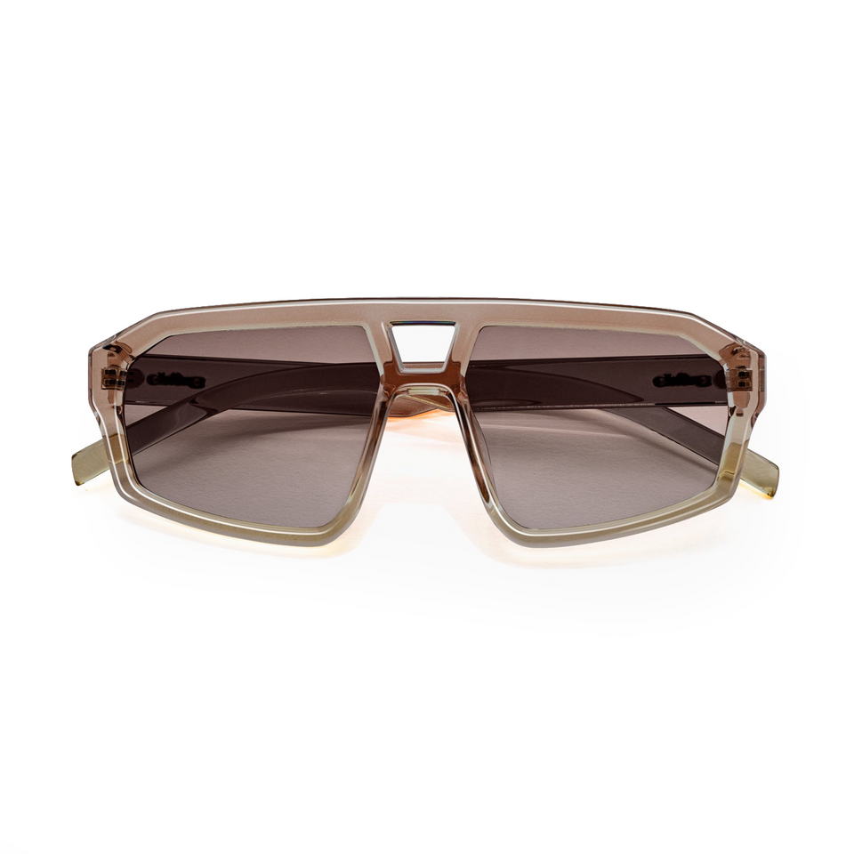 Lars / Oyster & Dune Lens Lars / Oyster & Dune Lens