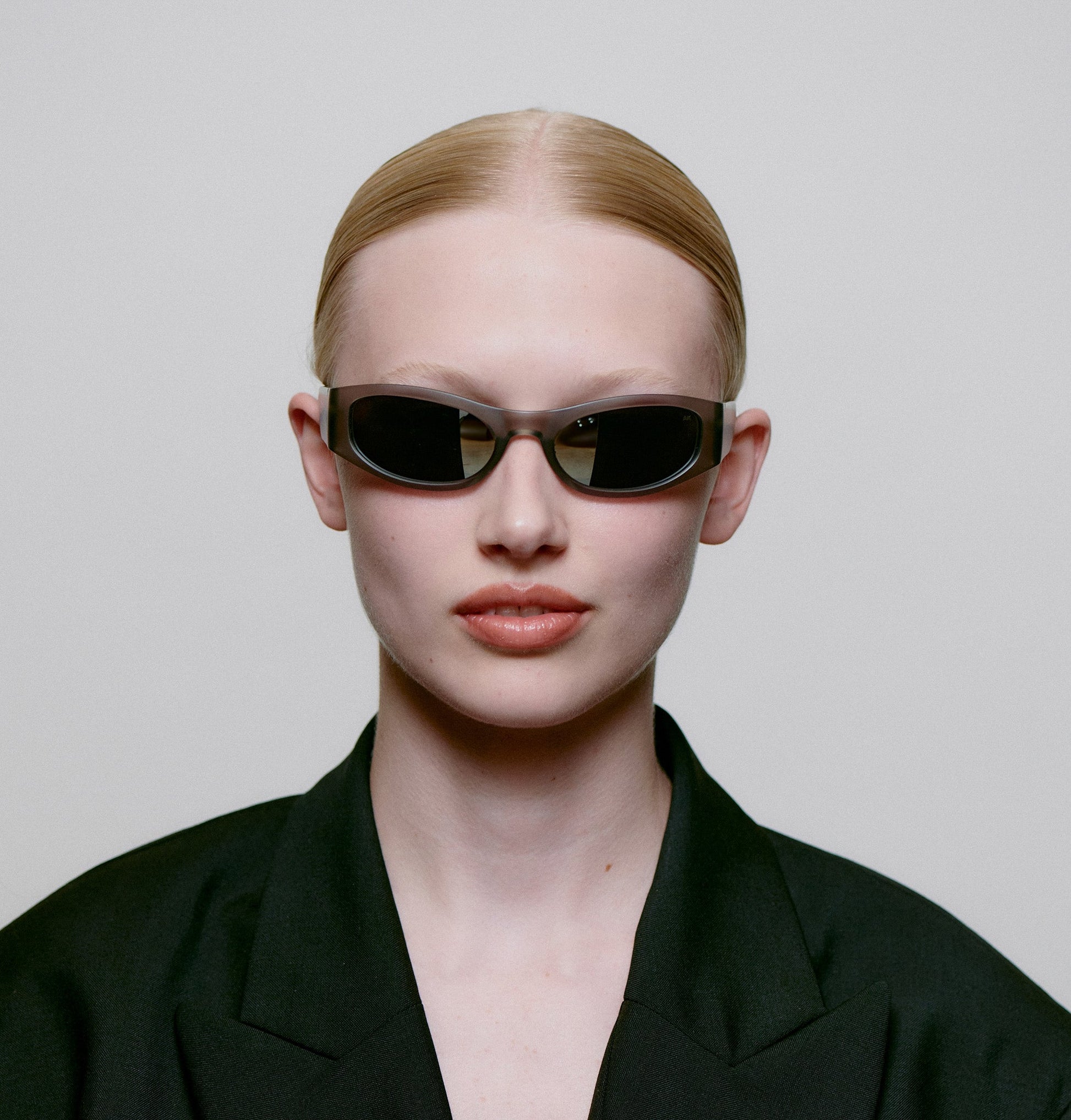 Gust / Matte Grey & Semi Mirror Lens - Shade Files