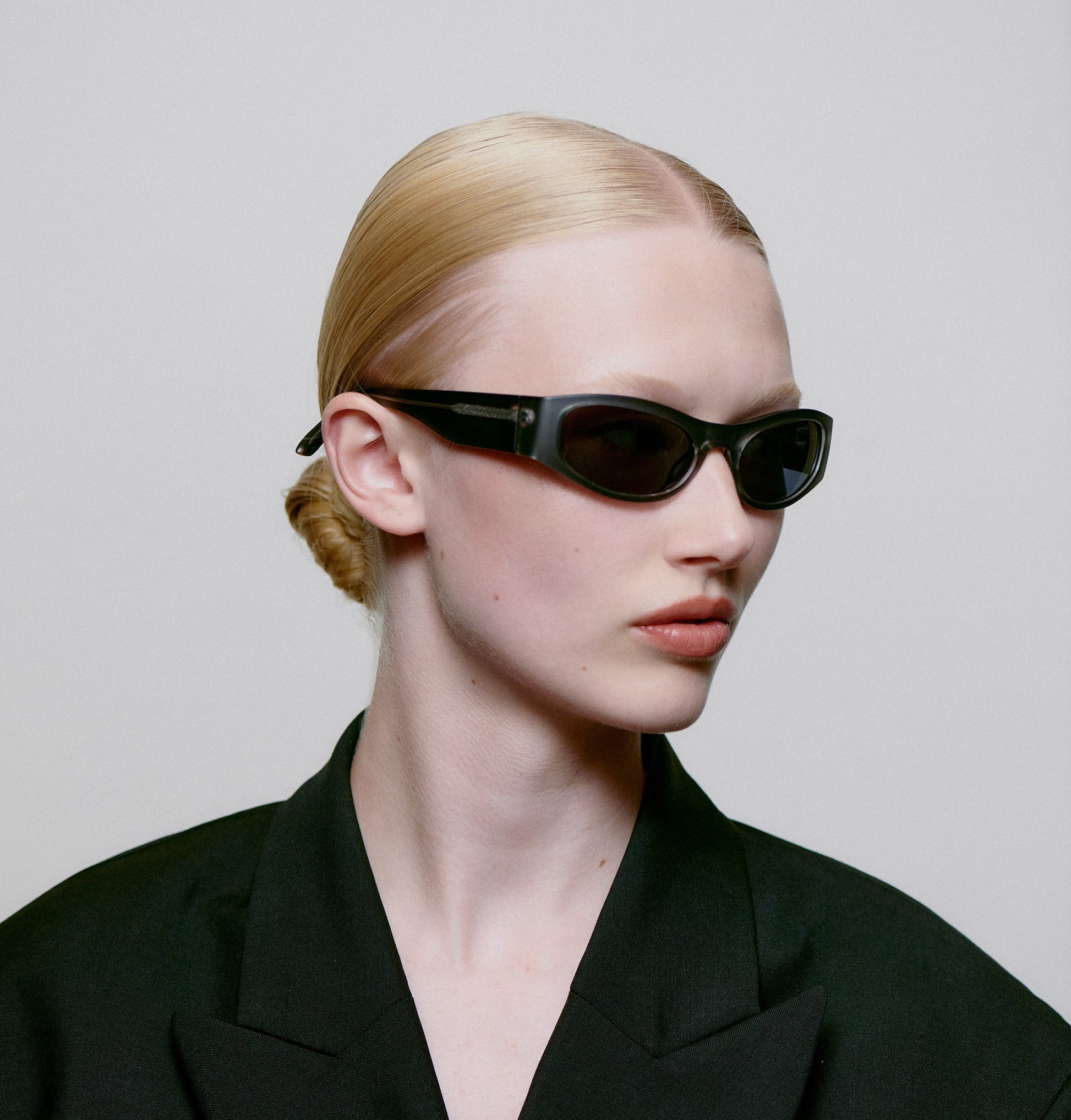 Gust / Matte Grey & Semi Mirror Lens - Shade Files