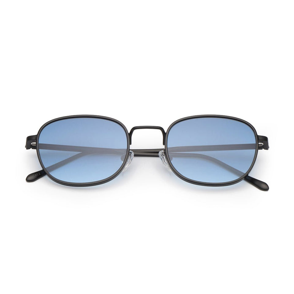 Hello / Matte Black & Blue Gradient Lens Hello / Matte Black & Blue Gradient Lens