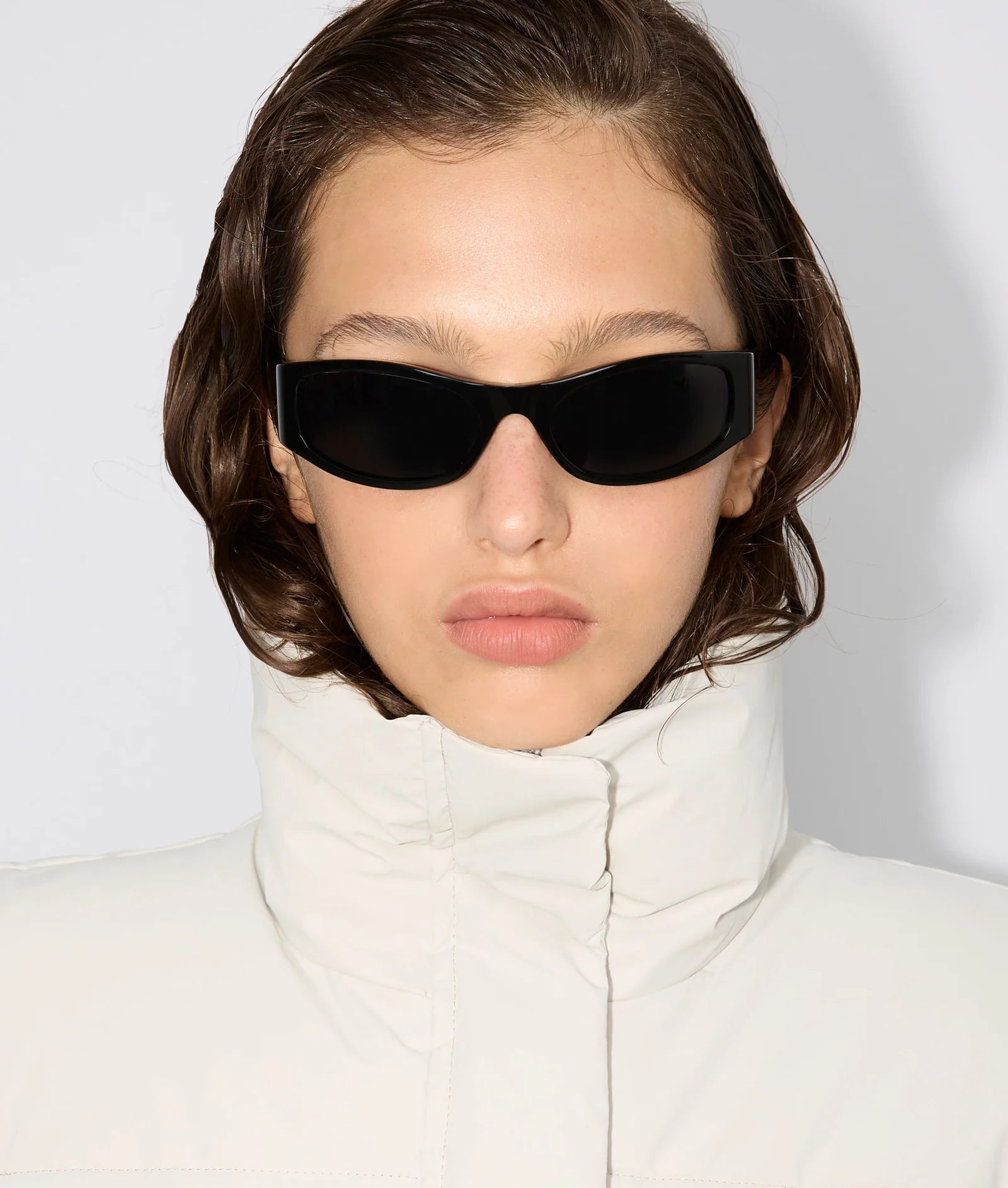 Jen 002 / Black & Black Lens - Shade Files