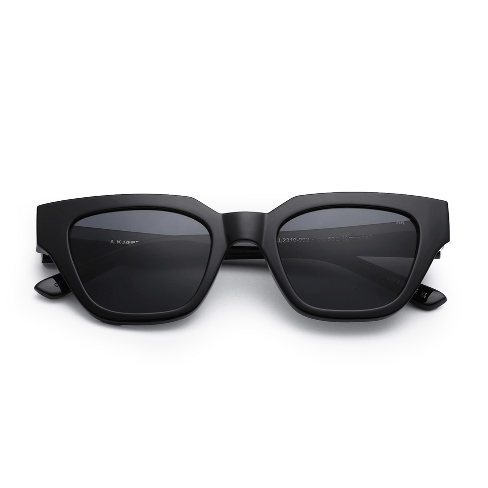 Kaws / Black & Grey Lens Kaws / Black & Grey Lens