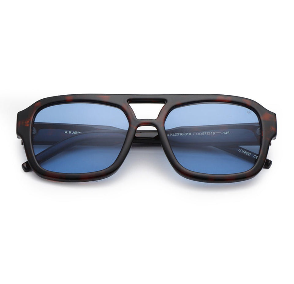 Kaya / Demi Tortoise & Blue Lens Kaya / Demi Tortoise & Blue Lens