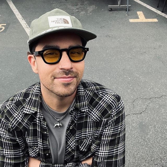 Logos / Black Acetate & Yellow Lens - Shade Files