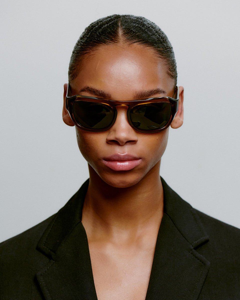 Max / Smoke Transparent & Green Lens - Shade Files