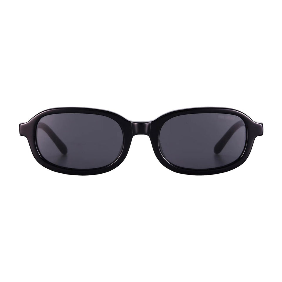 Monty / Black & Black Lens Monty / Black & Black Lens