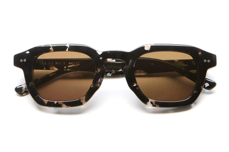The No Wave / Black Tortoise & Polarised Bronze Lens The No Wave / Black Tortoise & Polarised Bronze Lens