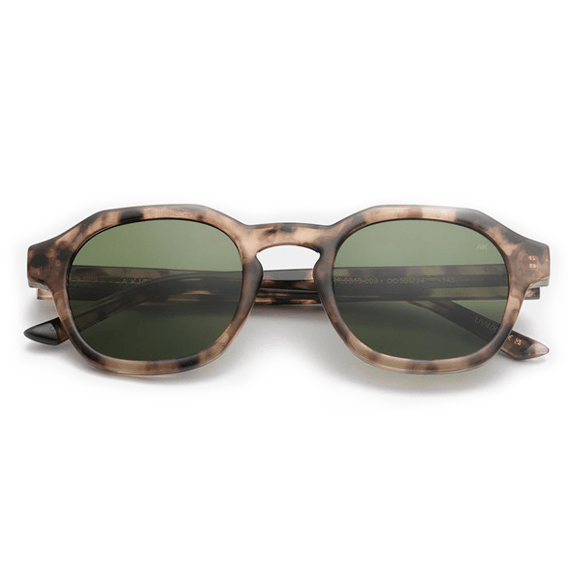 Zan / Coquina & Graphite Green Lens Zan / Coquina & Graphite Green Lens