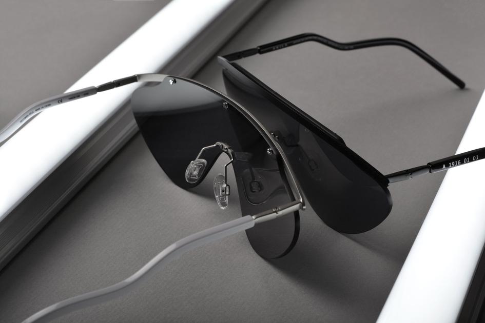 Aero / White Acetate & Black Lens - Shade Files