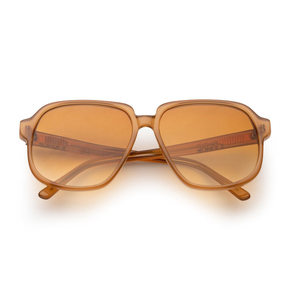 Delphine / Cola & Tan Gradient Lens Delphine / Cola & Tan Gradient Lens