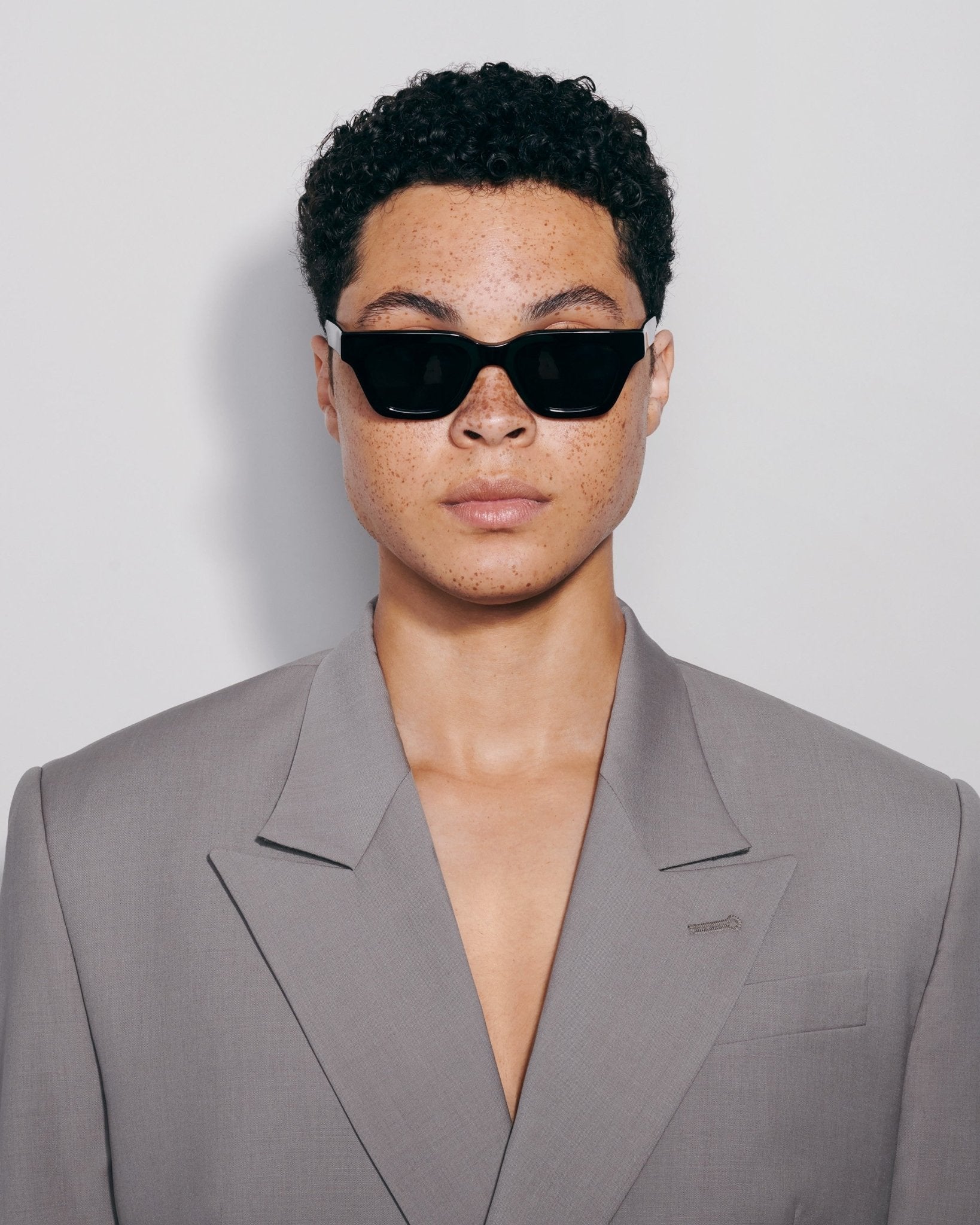 Lab Limited Manta / Black & Black Lens - Shade Files