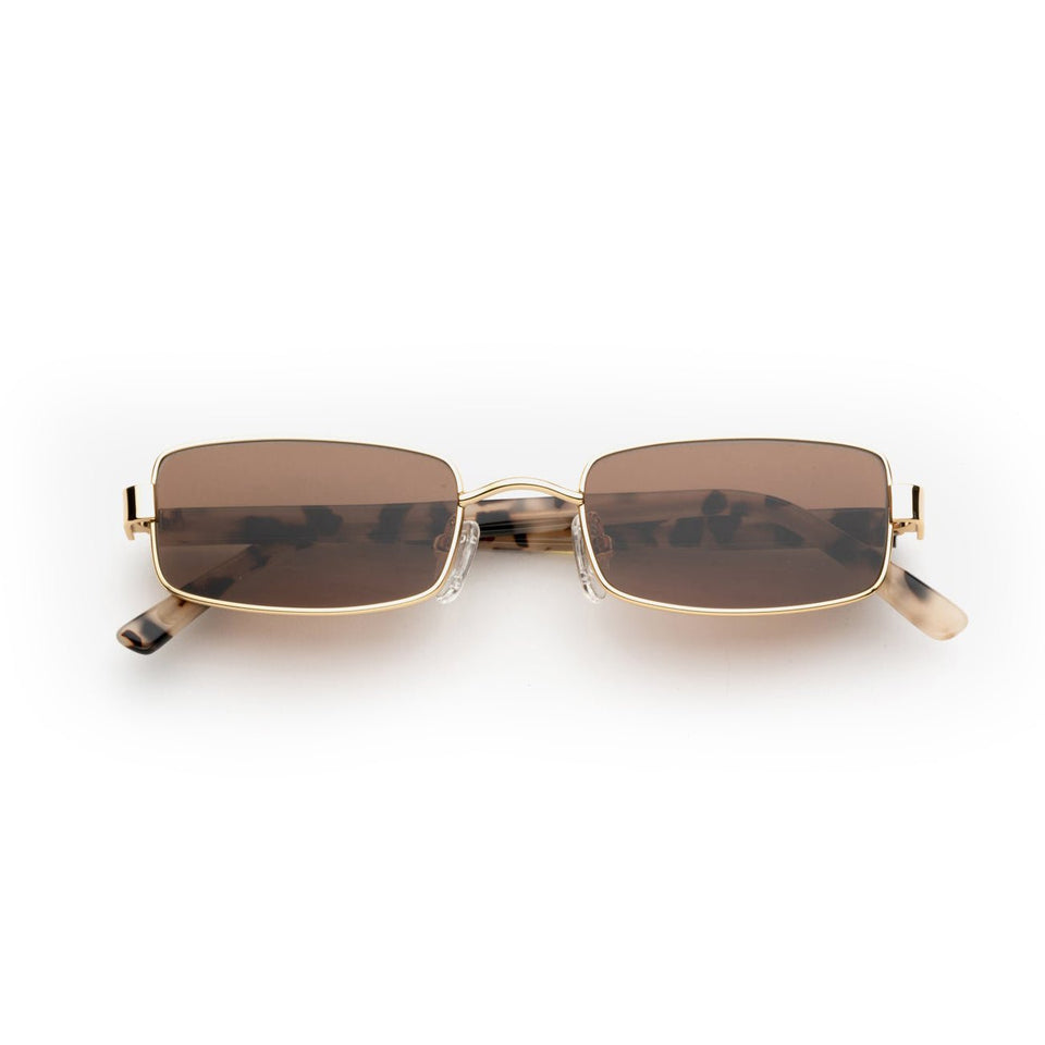 Nina / Choc Tort & Brown Lens Nina / Choc Tort & Brown Lens