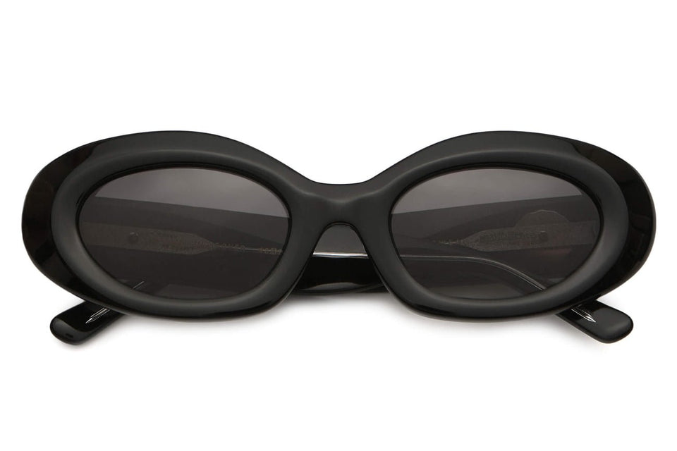 The Love Hangover / Black Bio & Black Lens The Love Hangover / Black Bio & Black Lens