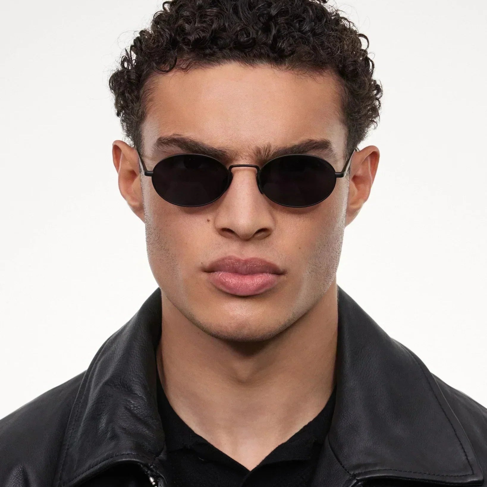 What are the best eyewear styles for Square shaped faces? - Shade Files