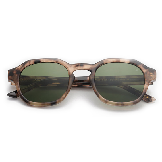 Zan / Coquina & Graphite Green Lens