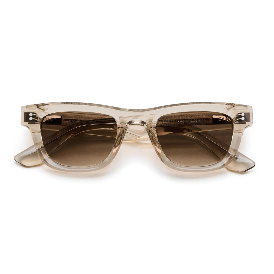 08 Core / Ecru & Brown Gradient Lens