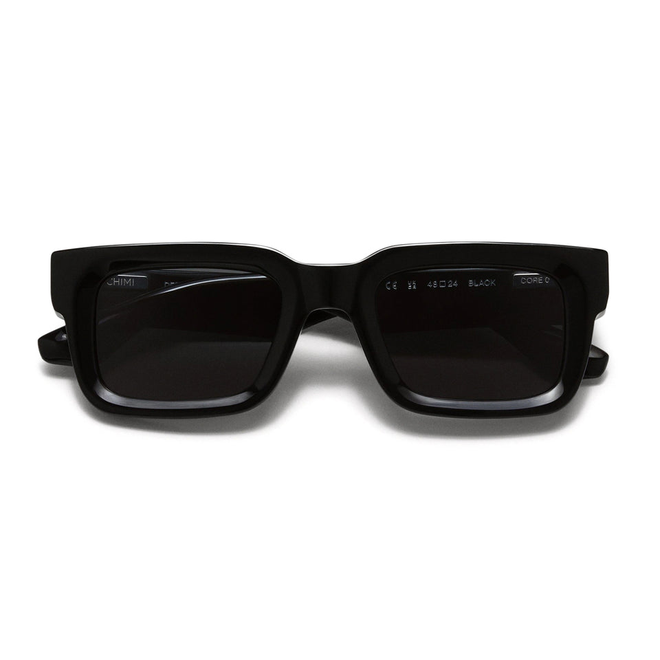05 Core / Black & Black Lens