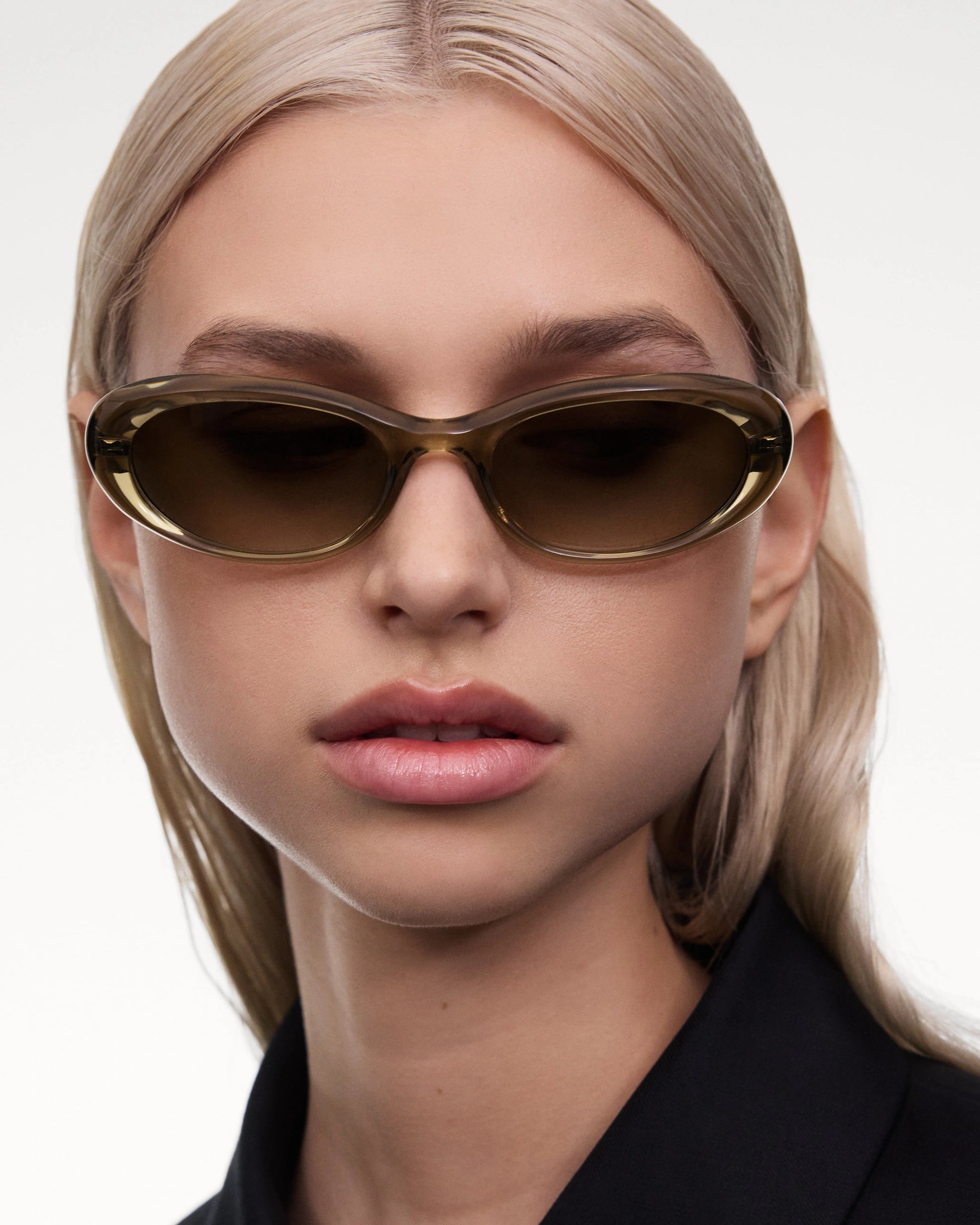 X16 / Green & Green Lens