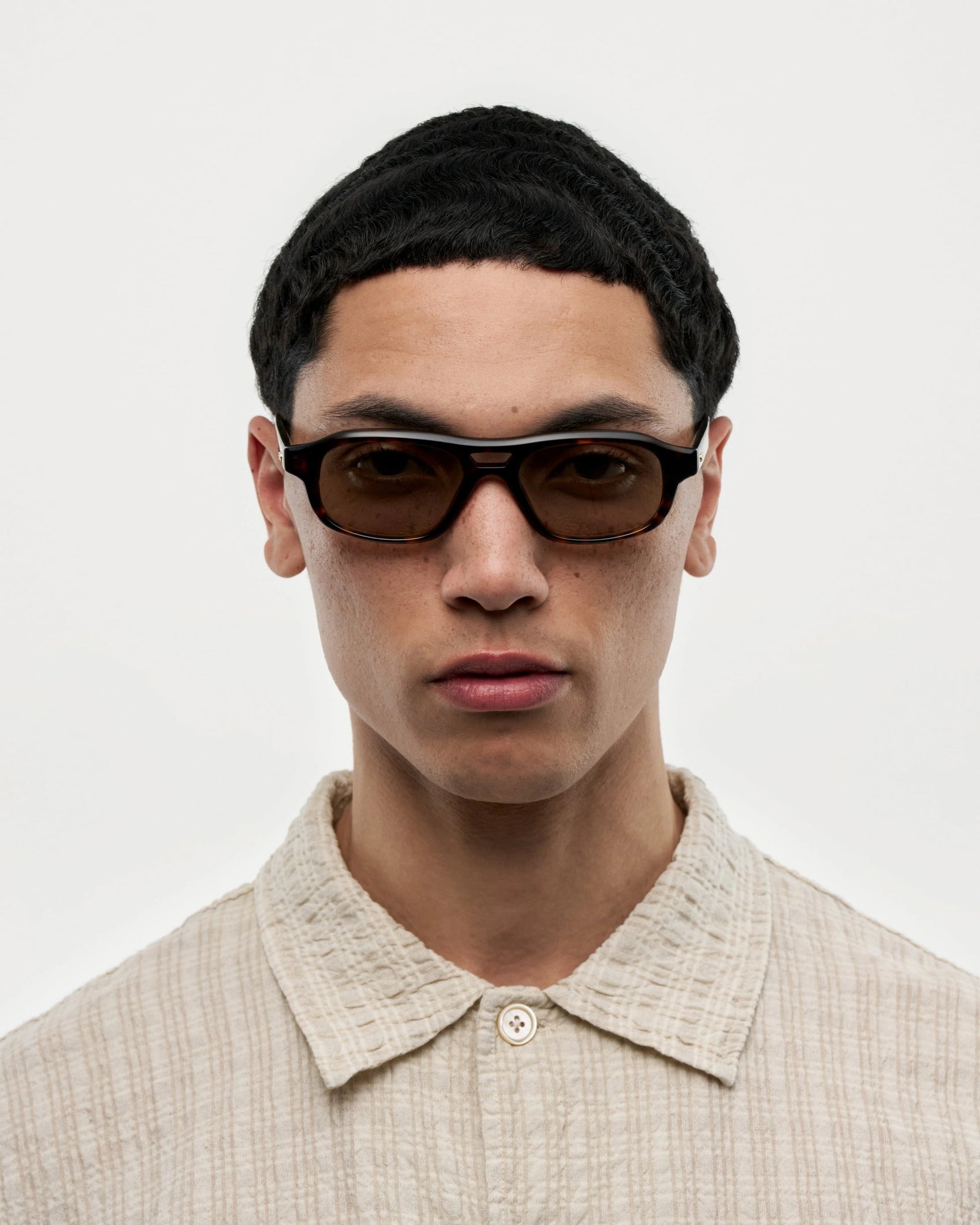 Eli / Terra Tortoise & Brown Lens