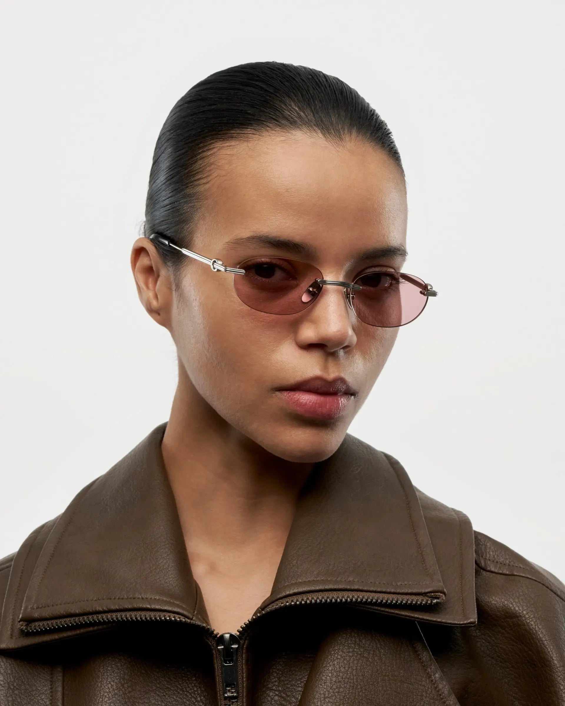 Cadenza Oval / Silver Titanium & Pink Lens