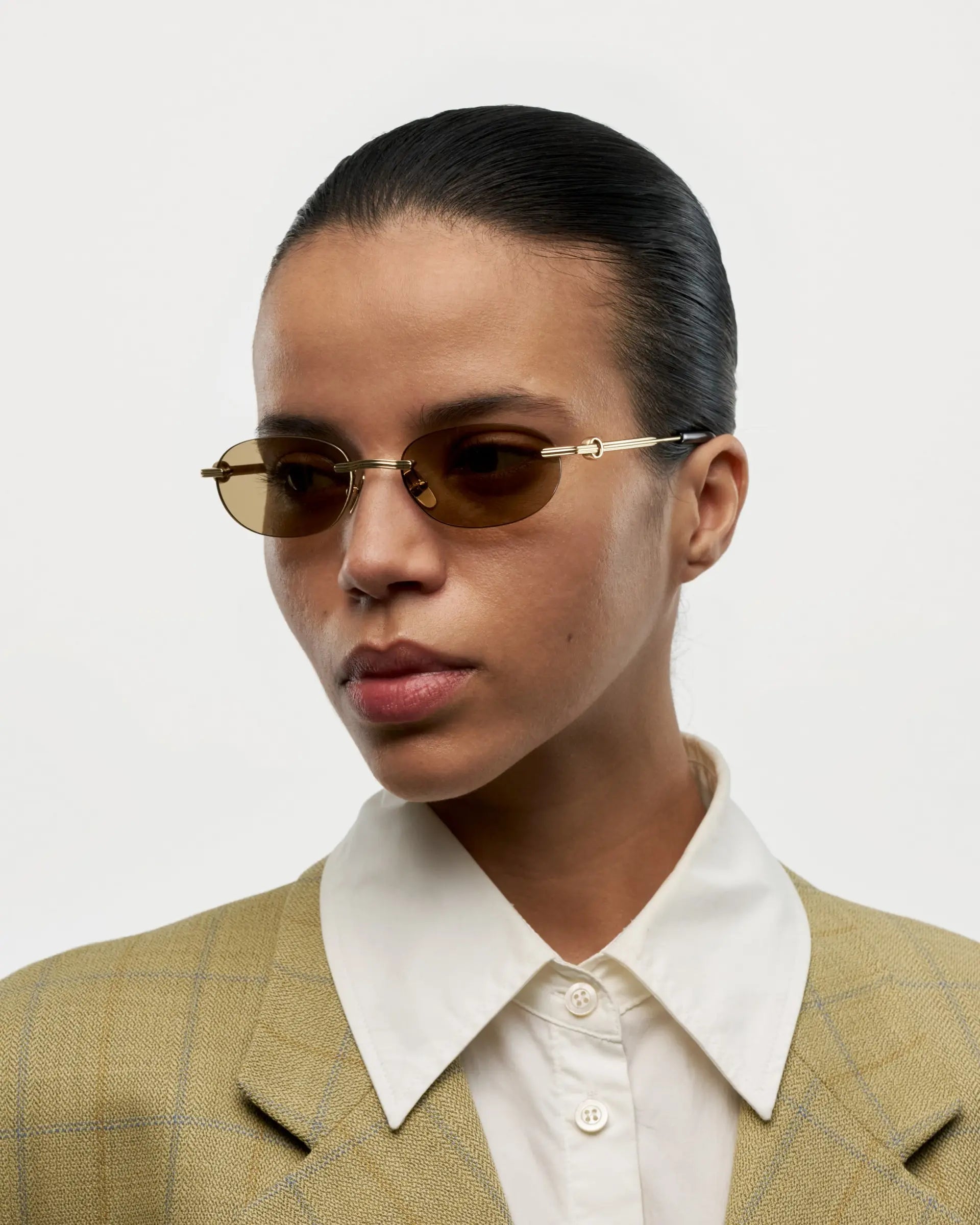 Cadenza Oval / Gold Titanium & Brown Lens