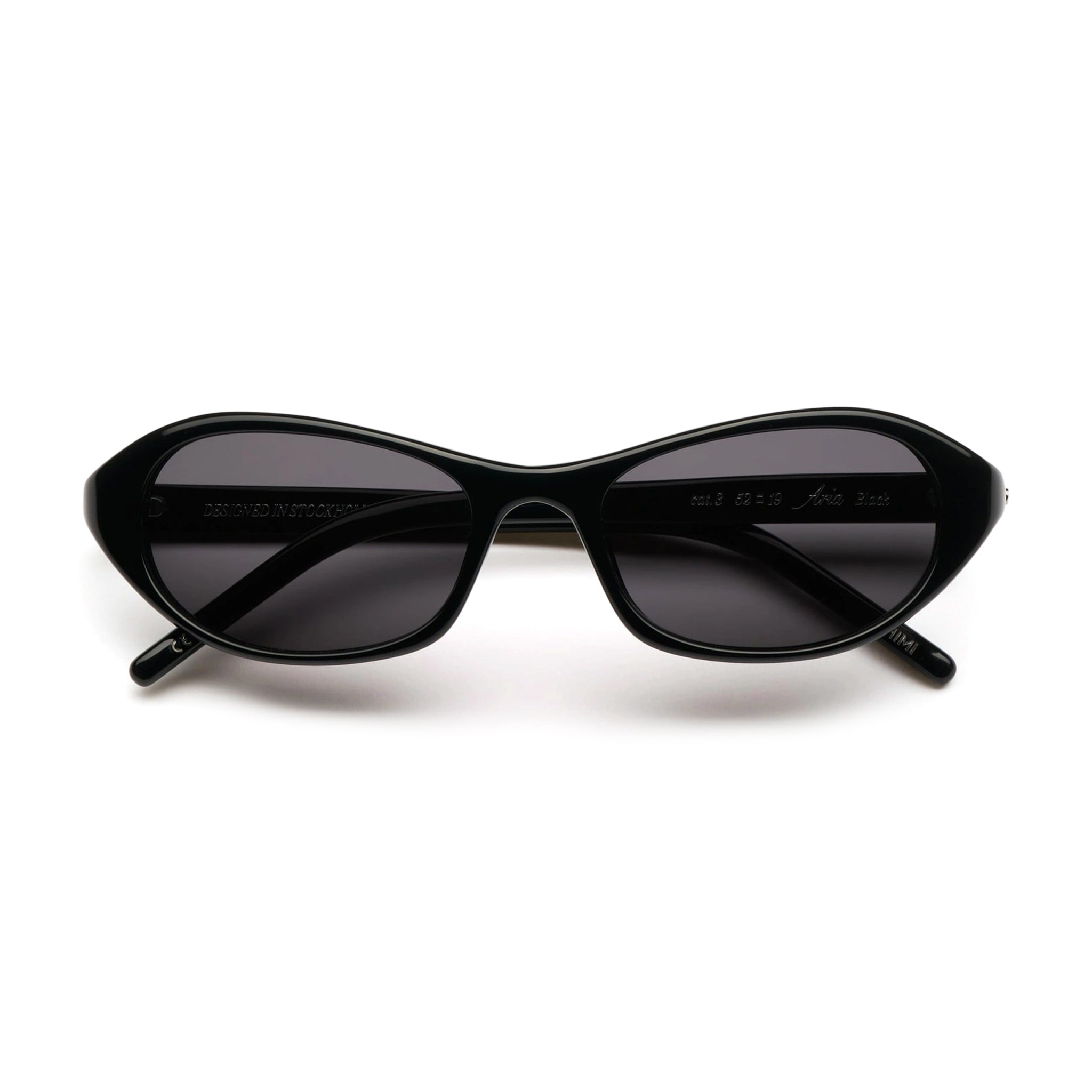 Aria / Black & Black Lens