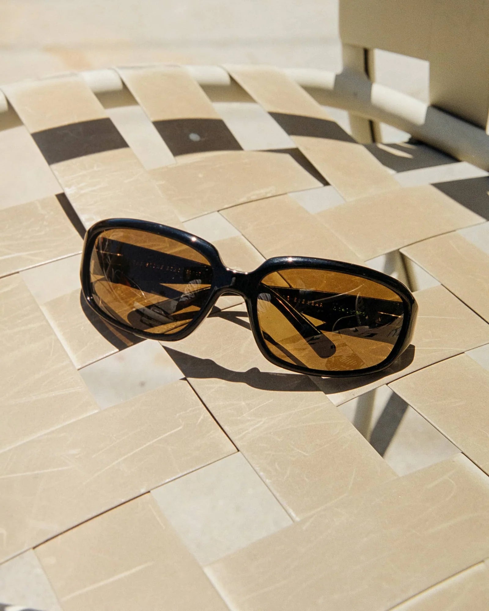 The Stone Echo / Black Bio & Bronze Lens