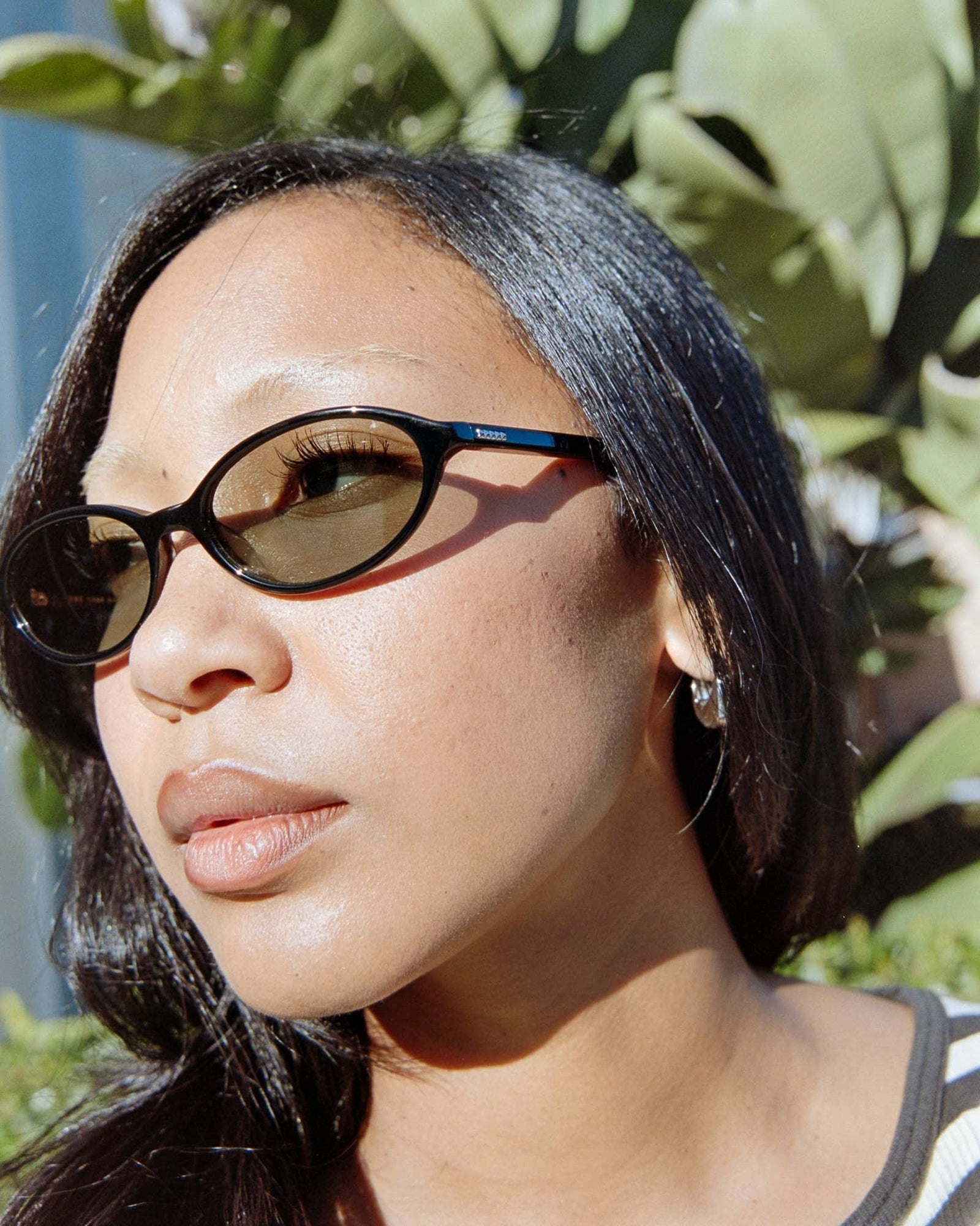 The Star Locket / Black Bio & Medium G15 Lens