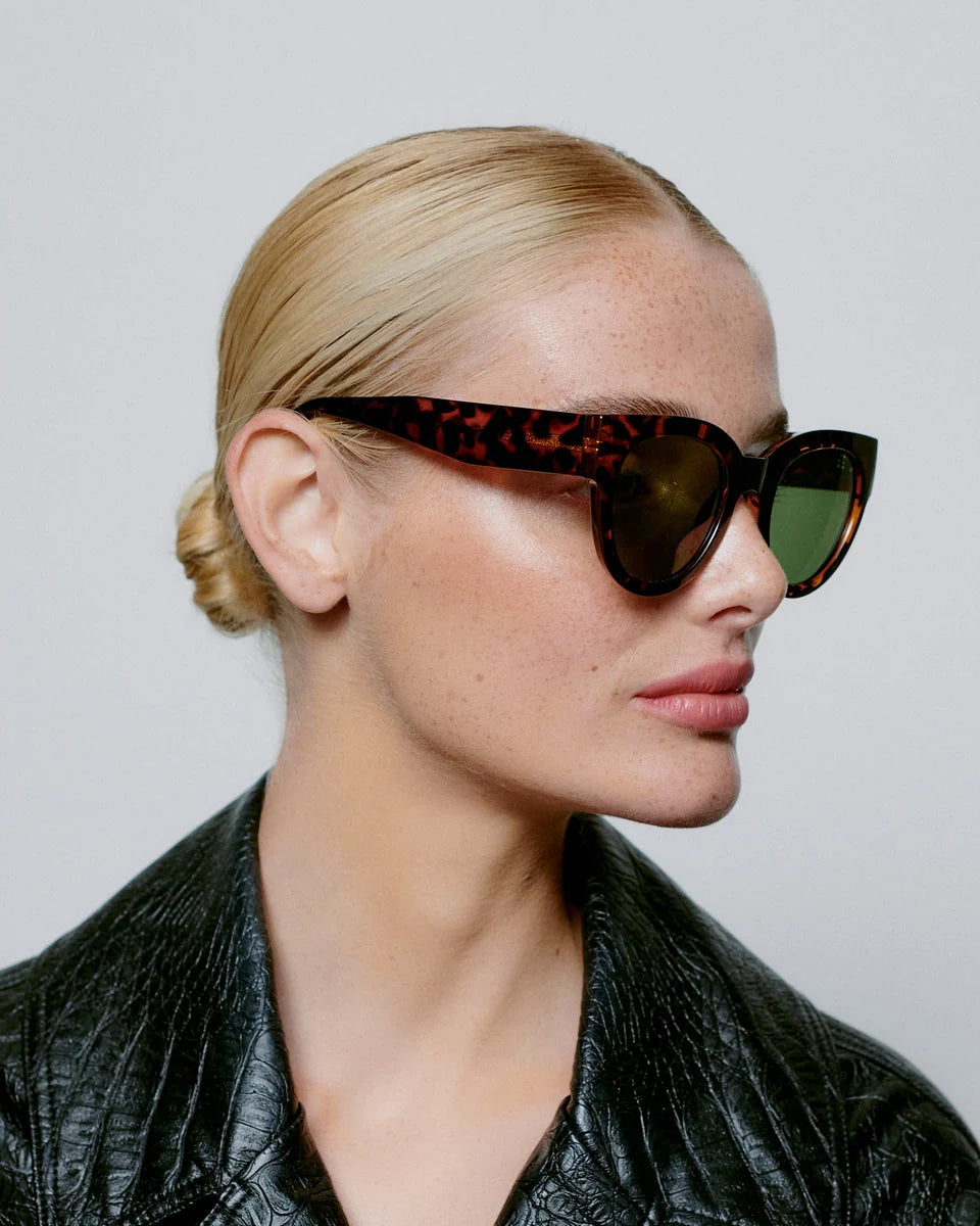 Lilly / Demi Tortoise & Green Lens