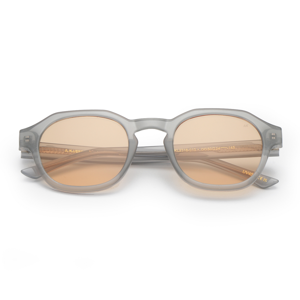 Zan / Glaucus Grey & Mandarin Lens