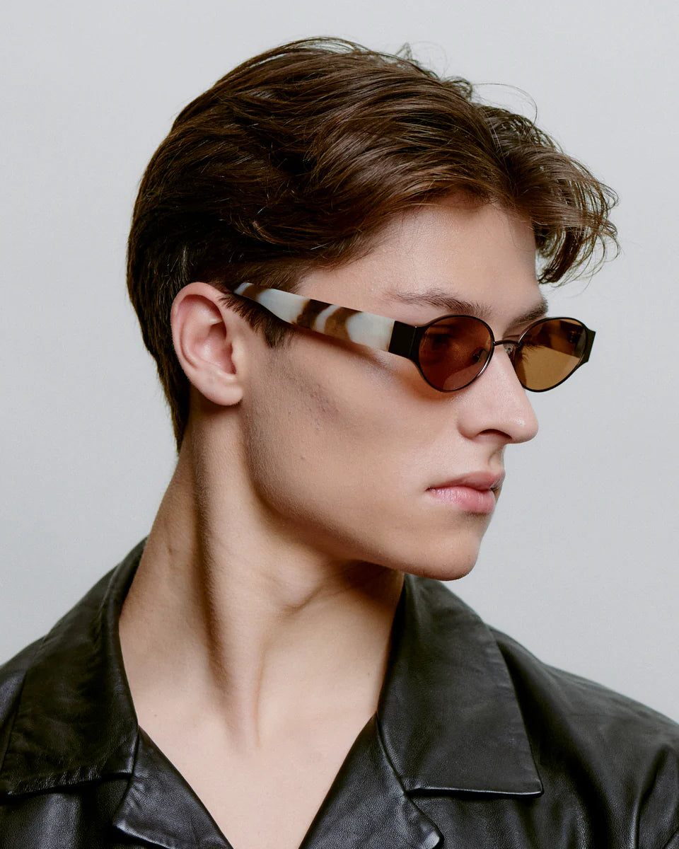 Bella / Matte Brown Cookie Dough & Brown Lens