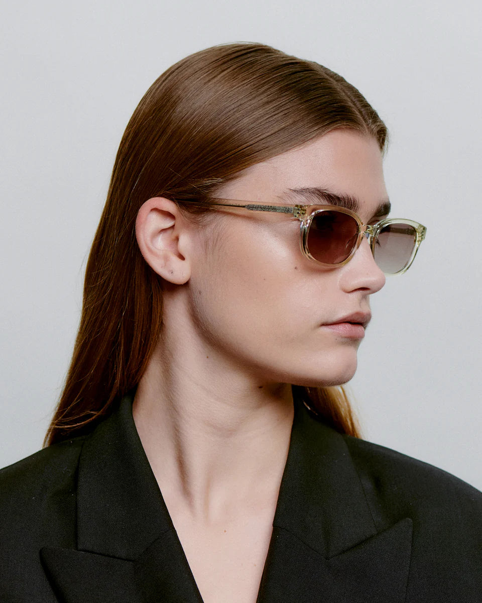 Charlie / Ecru Transparent & Brown Lens