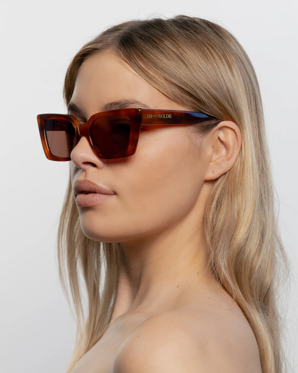 Lucia / Chestnut Acetate & Brown Lens