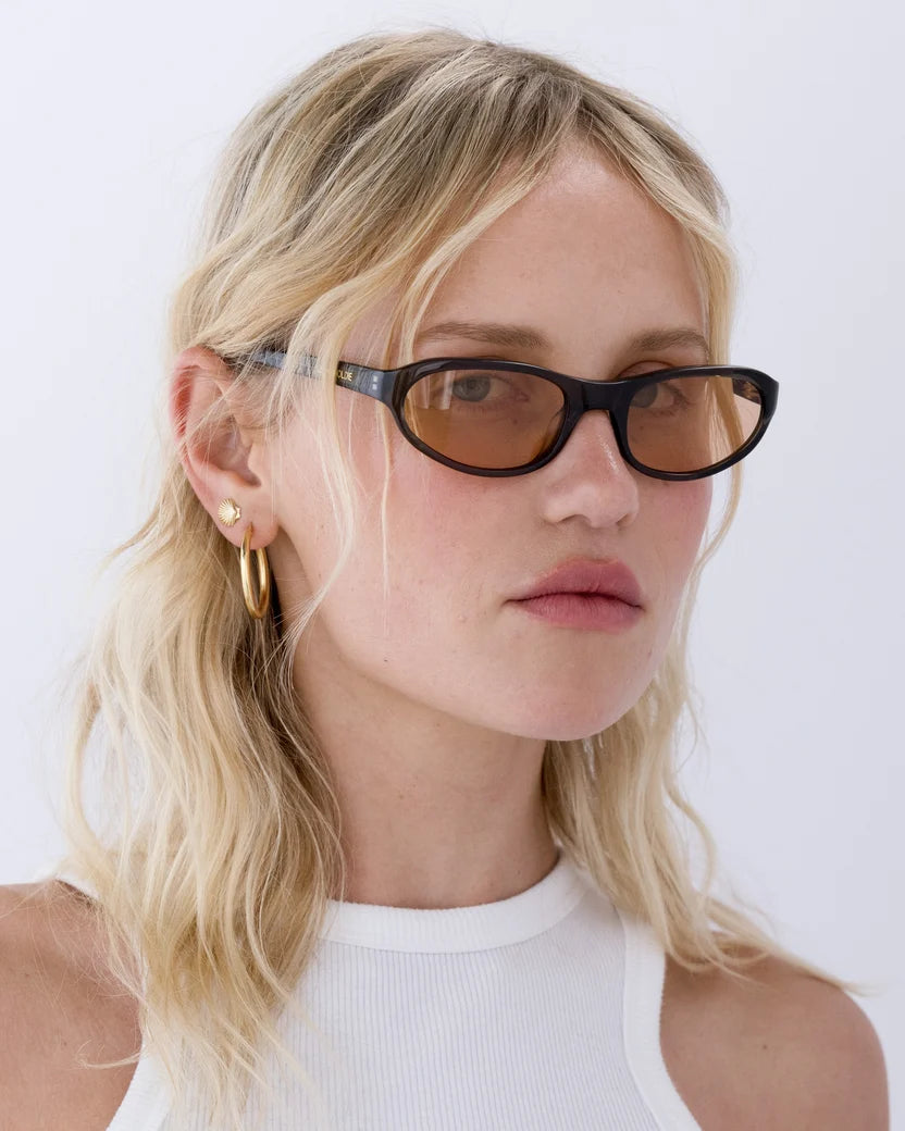 Naomi / Ash & Orange Lens