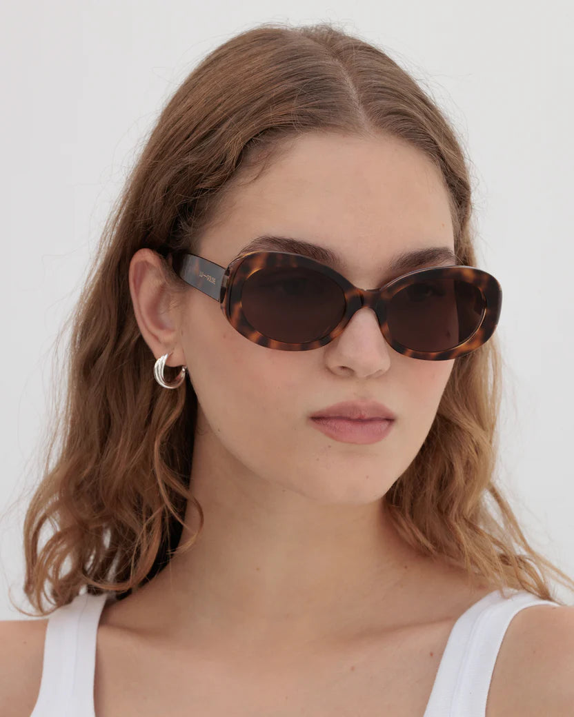 Valentina / Tort & Brown Lens