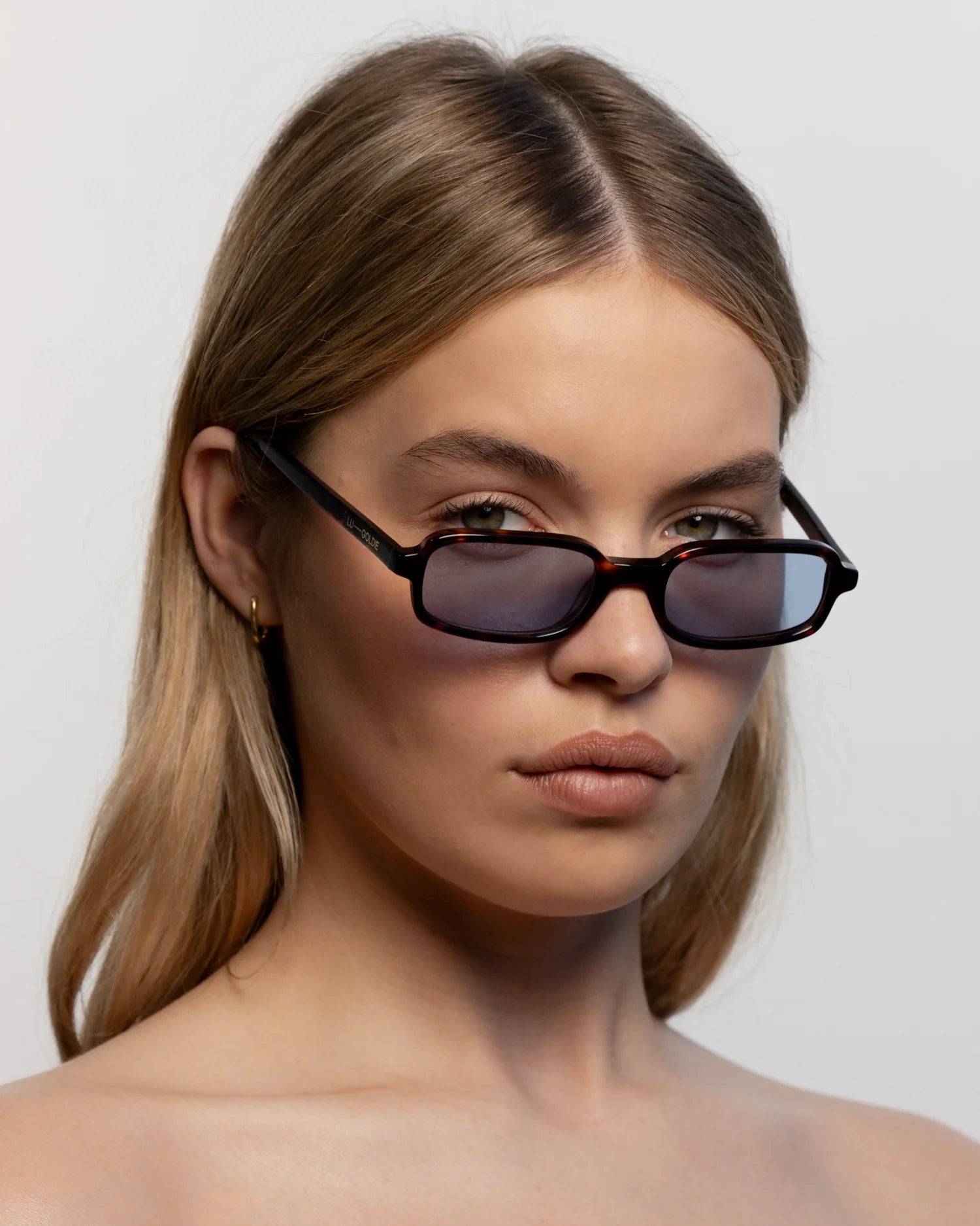 Vera / Tort & Blue Lens