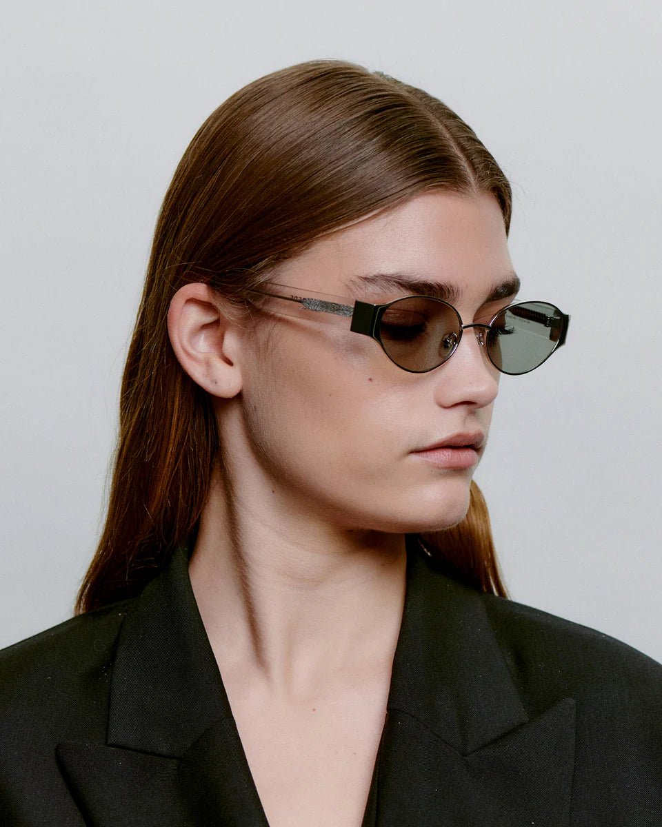 Bella / Silver Crystal & Grey Lens - Shade Files