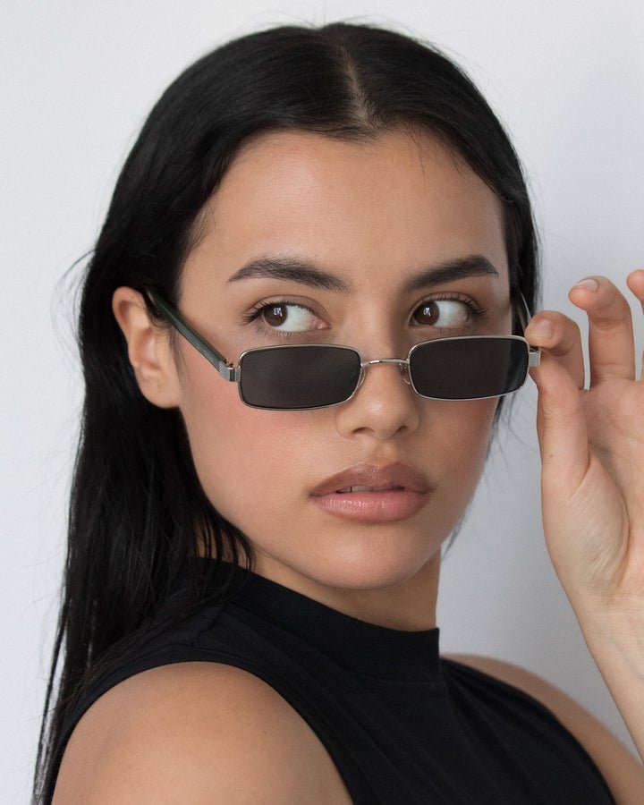 Nina / Silver Metal & Moss Lens - Shade Files