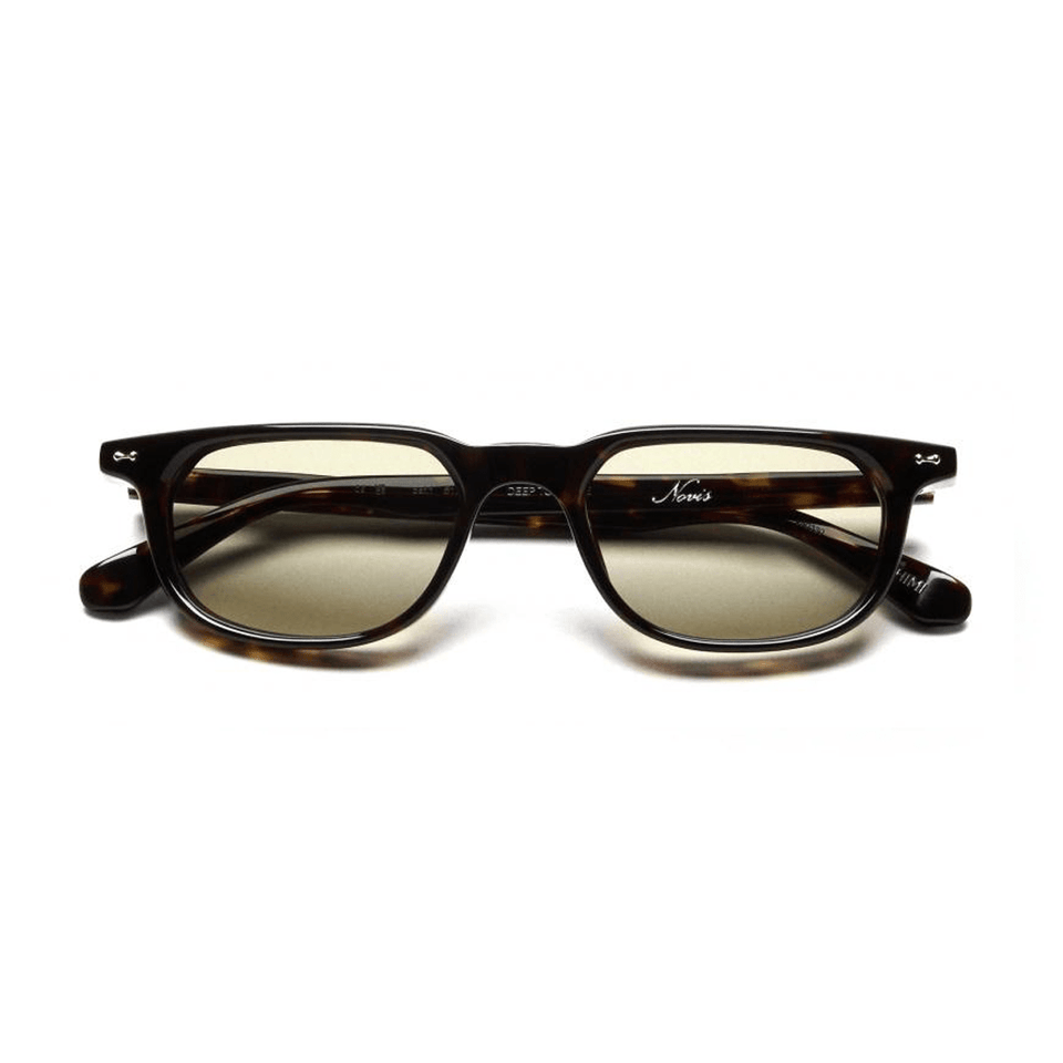 Novis / Tortoise & Green Lens