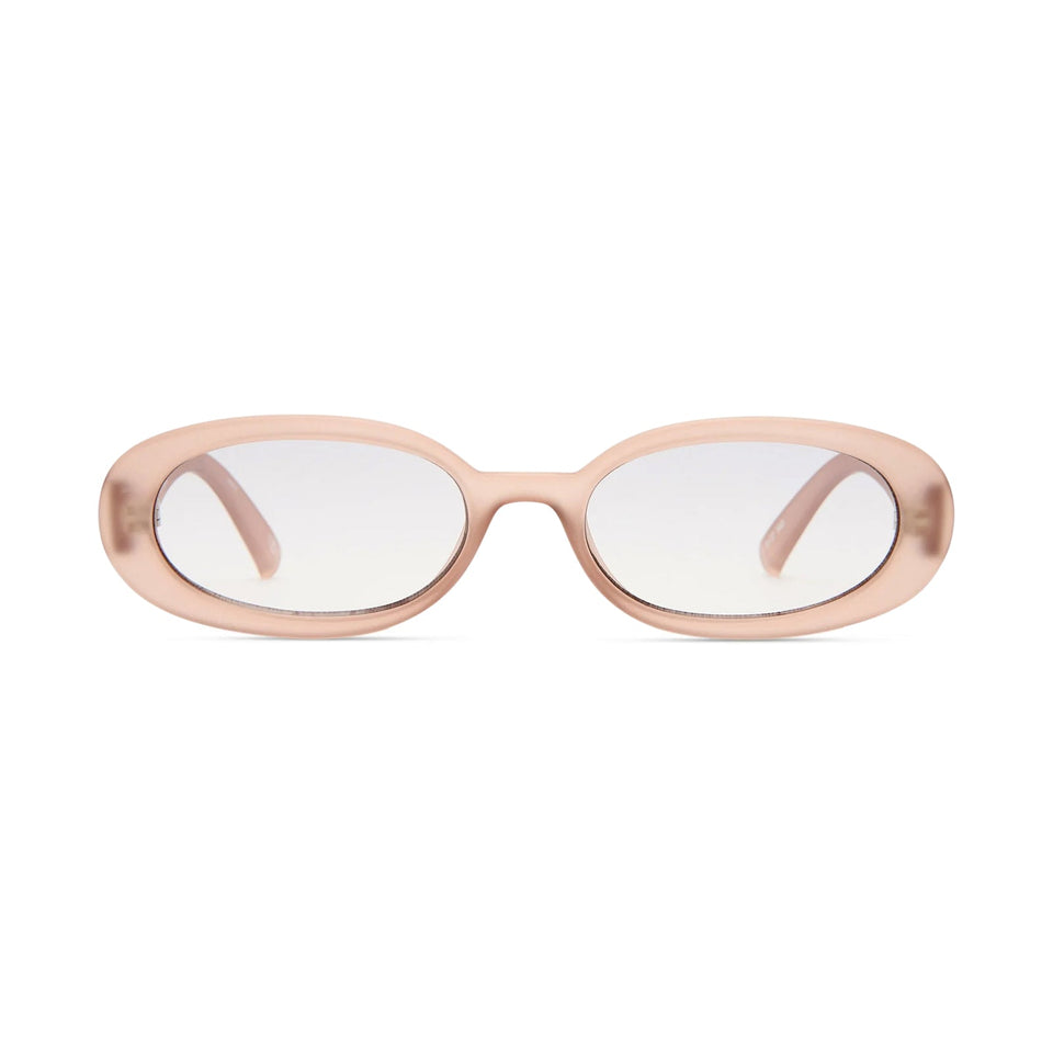 Outta Love / Matte Oyster & Smoke Gradient Lens