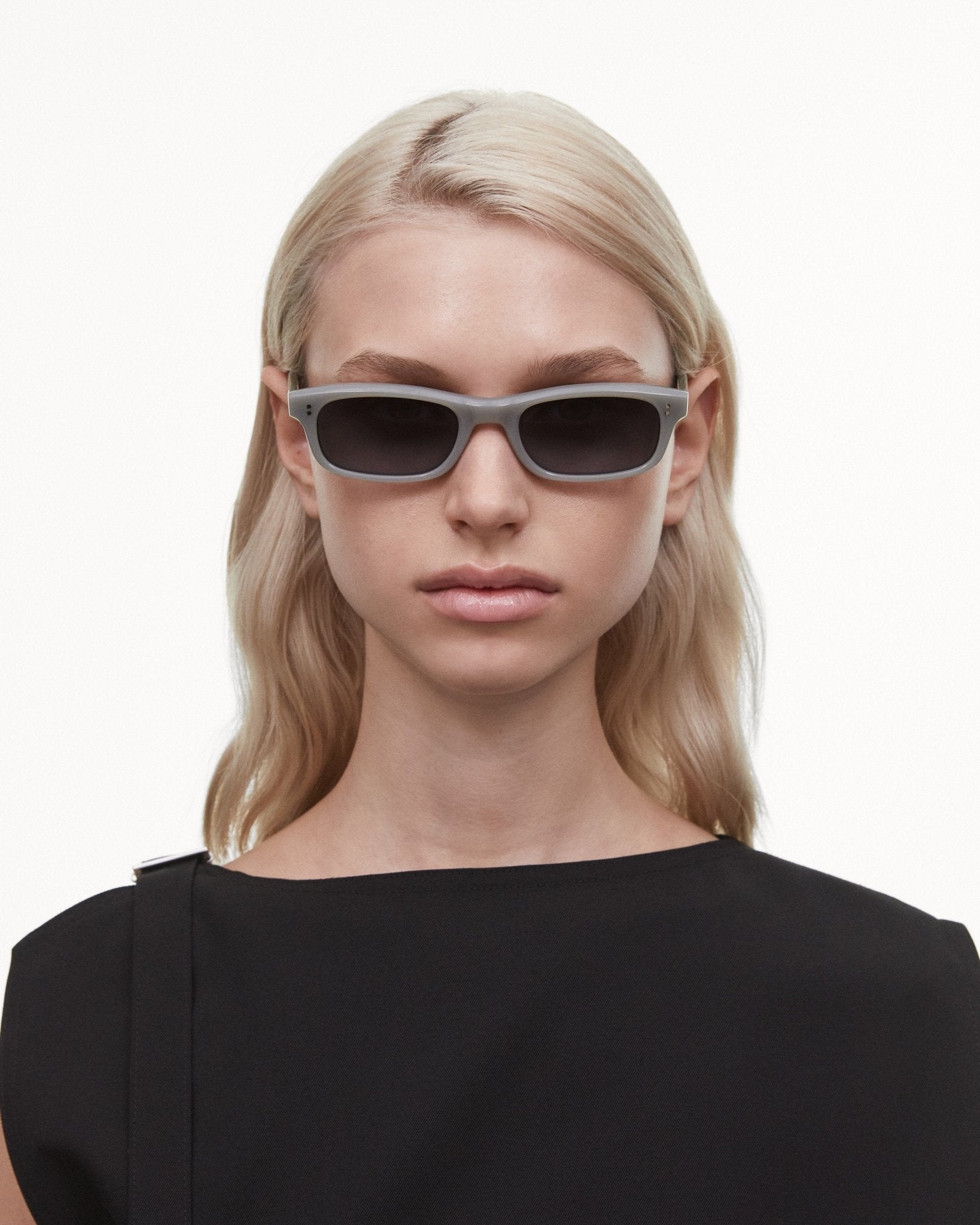 Pin / Grey Porcelain & Grey Lens - Shade Files