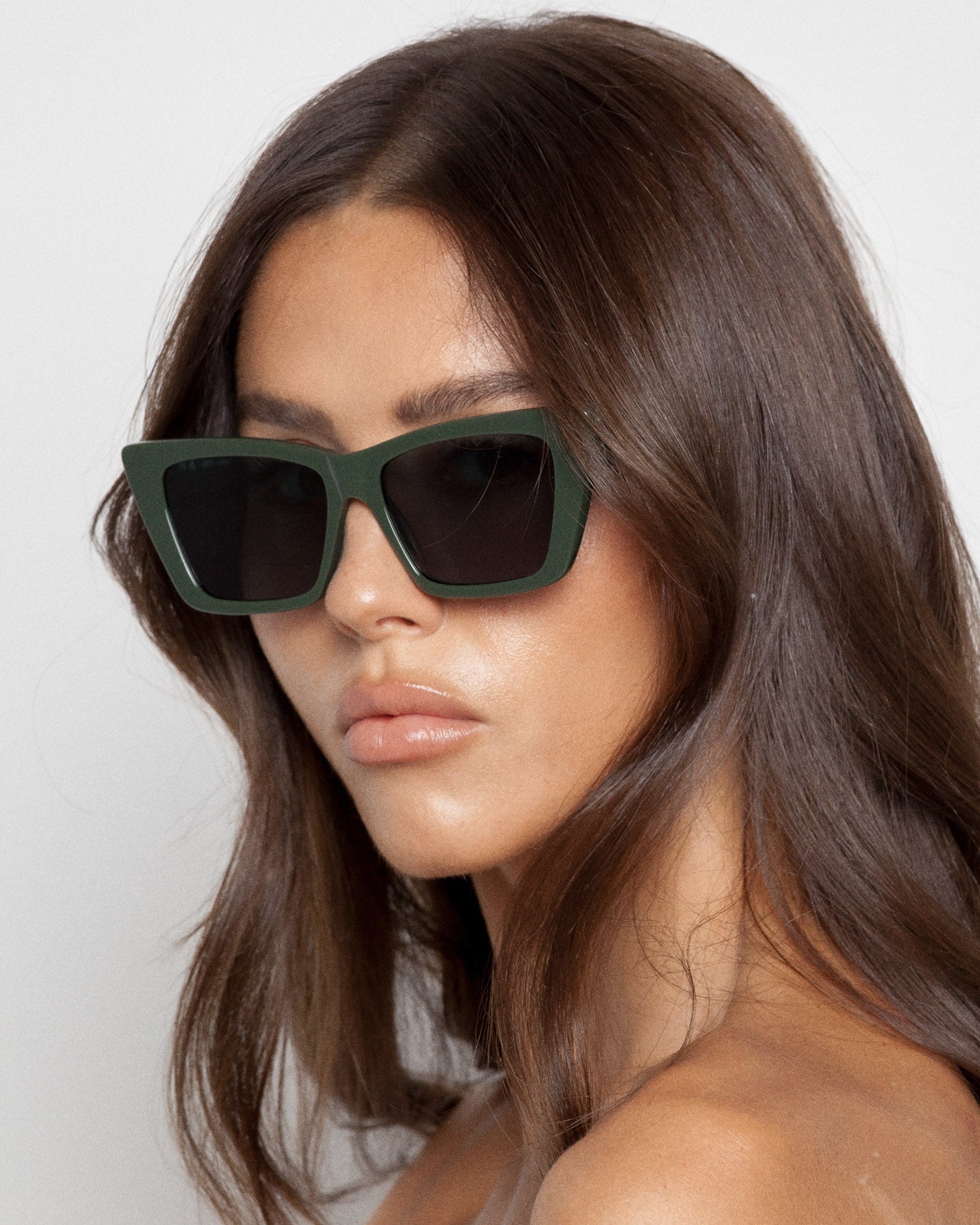 Ruby 02 / Moss & Graphite Green Lens - Shade Files