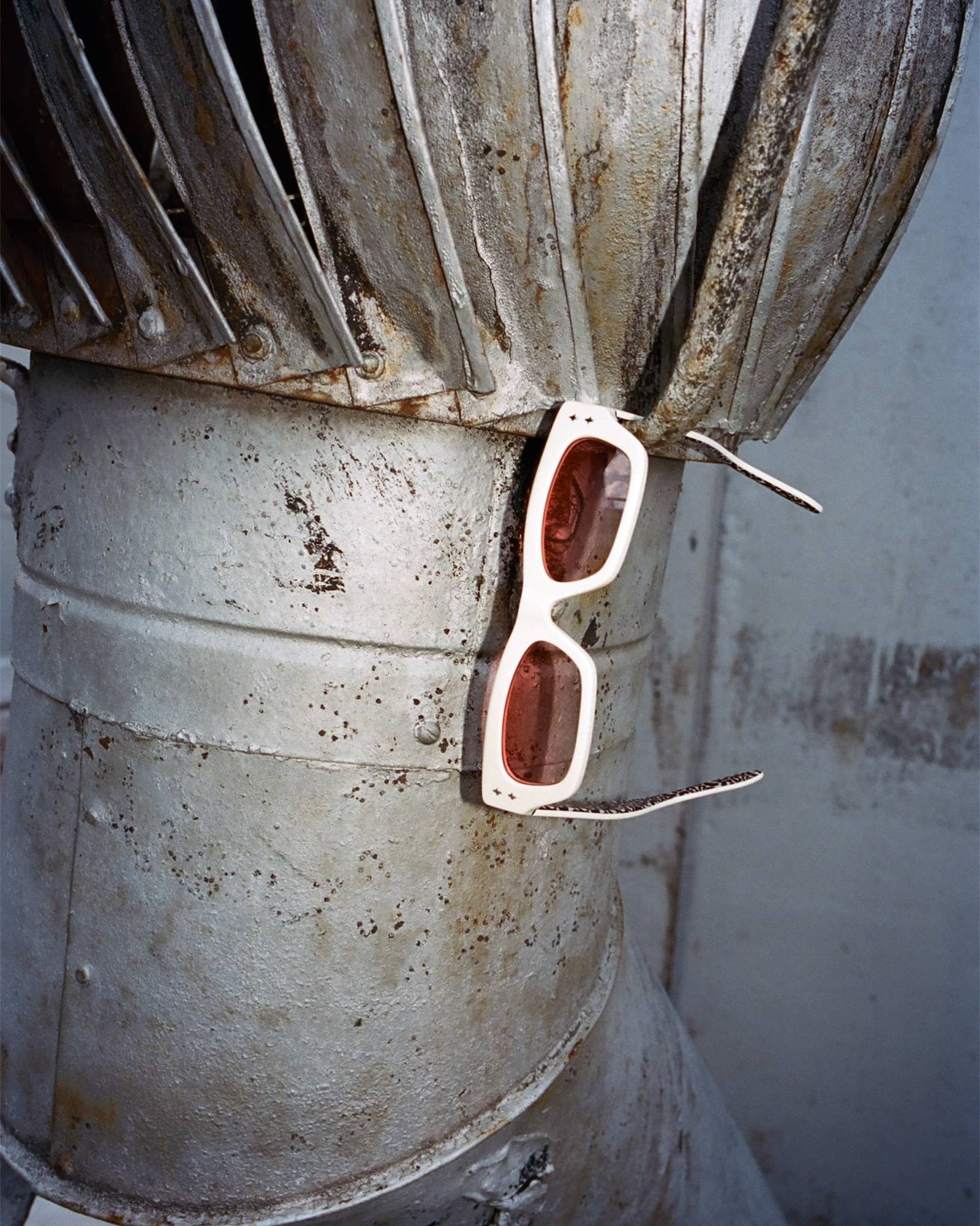 The Glam Rodeo / Cream Leopard Bio & Vintage Pink Lens - Shade Files