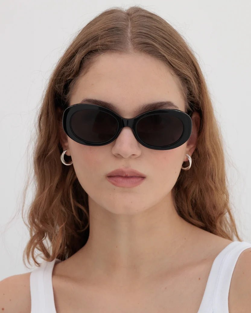 Valentina / Black & Black Lens - Shade Files