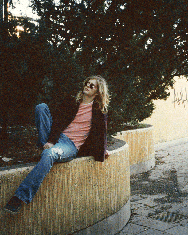 Iota / Gold Metal & Green Solid Lens