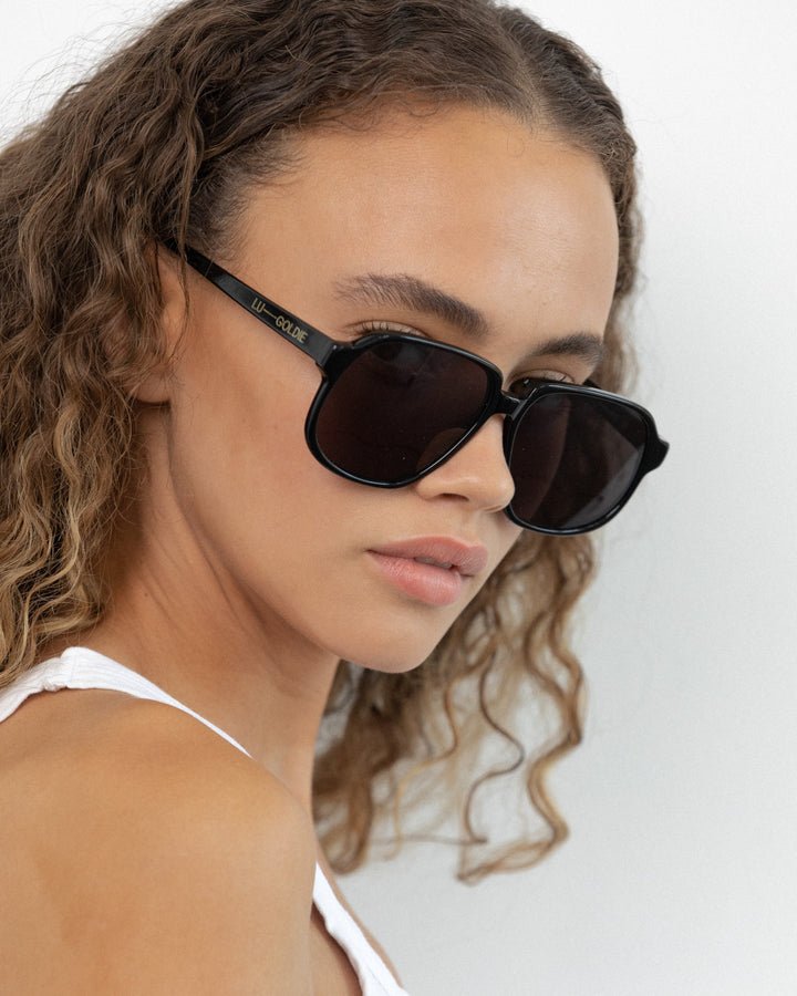 Delphine / Black & Black Lens - Shade Files