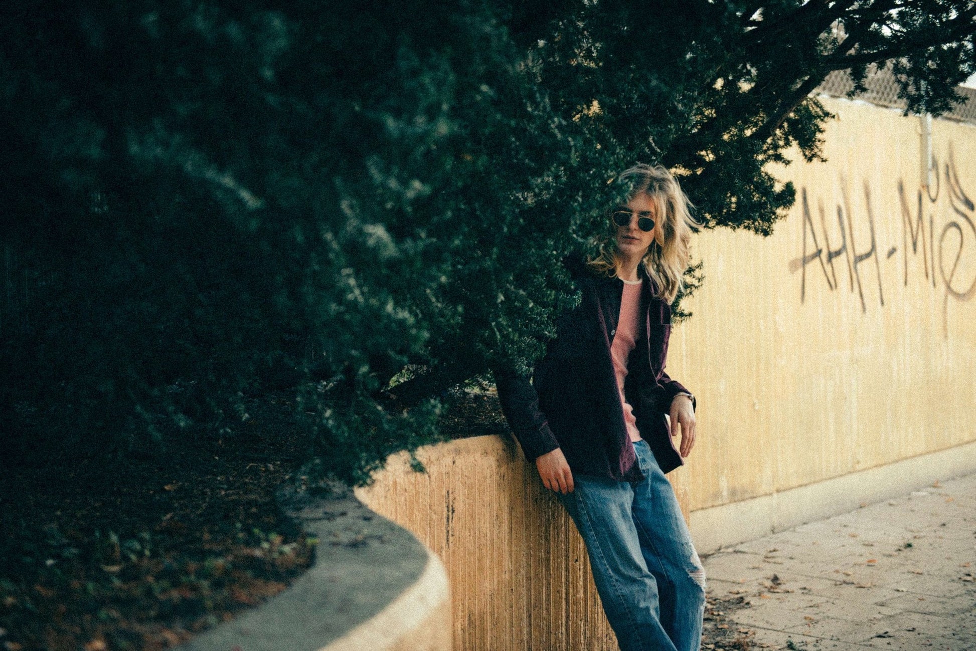 Iota / Gold Metal & Green Solid Lens - Shade Files