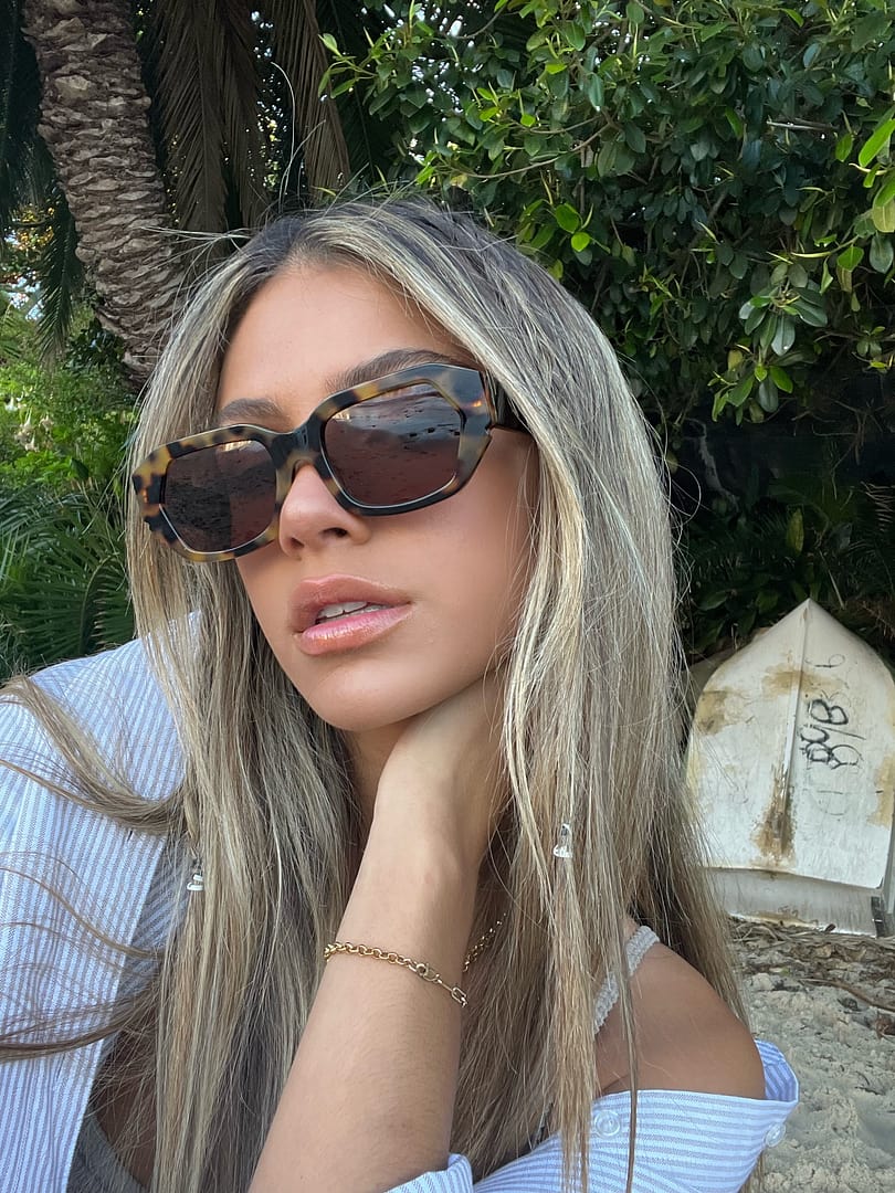 Small & Mighty / Tortoise & Black - Shade Files