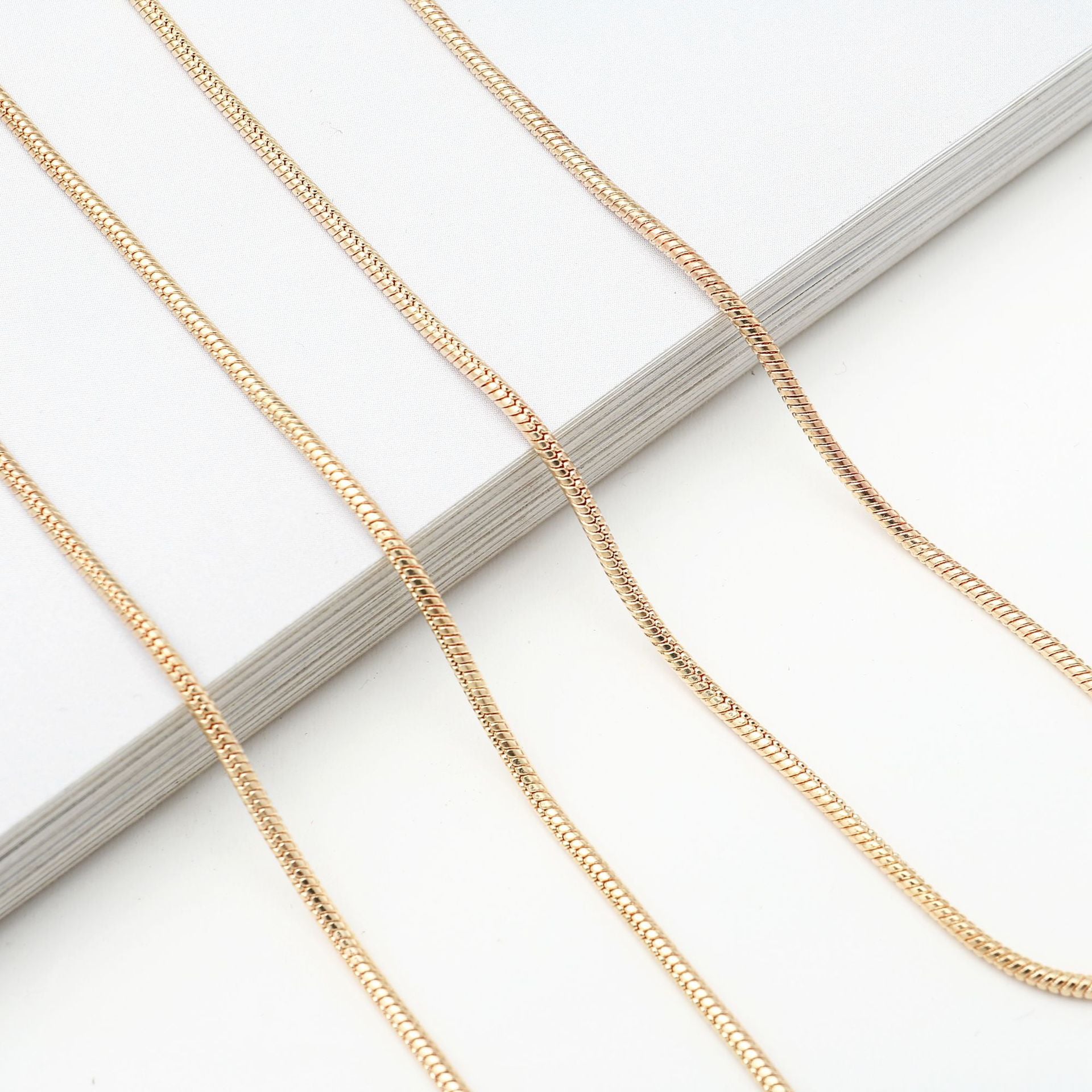 Snake Sun Chain / Gold - Shade Files